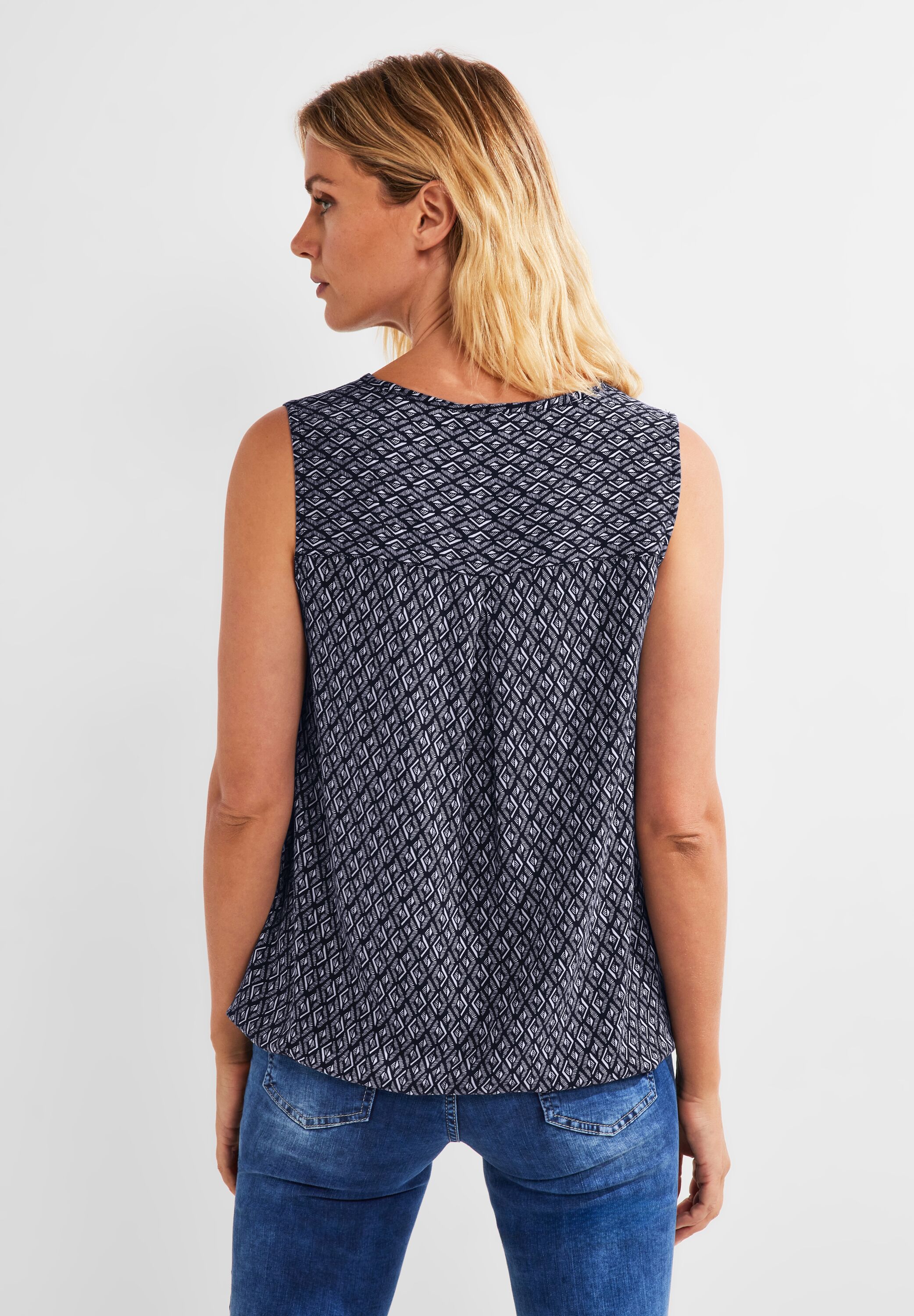 Minimal Print Bluse