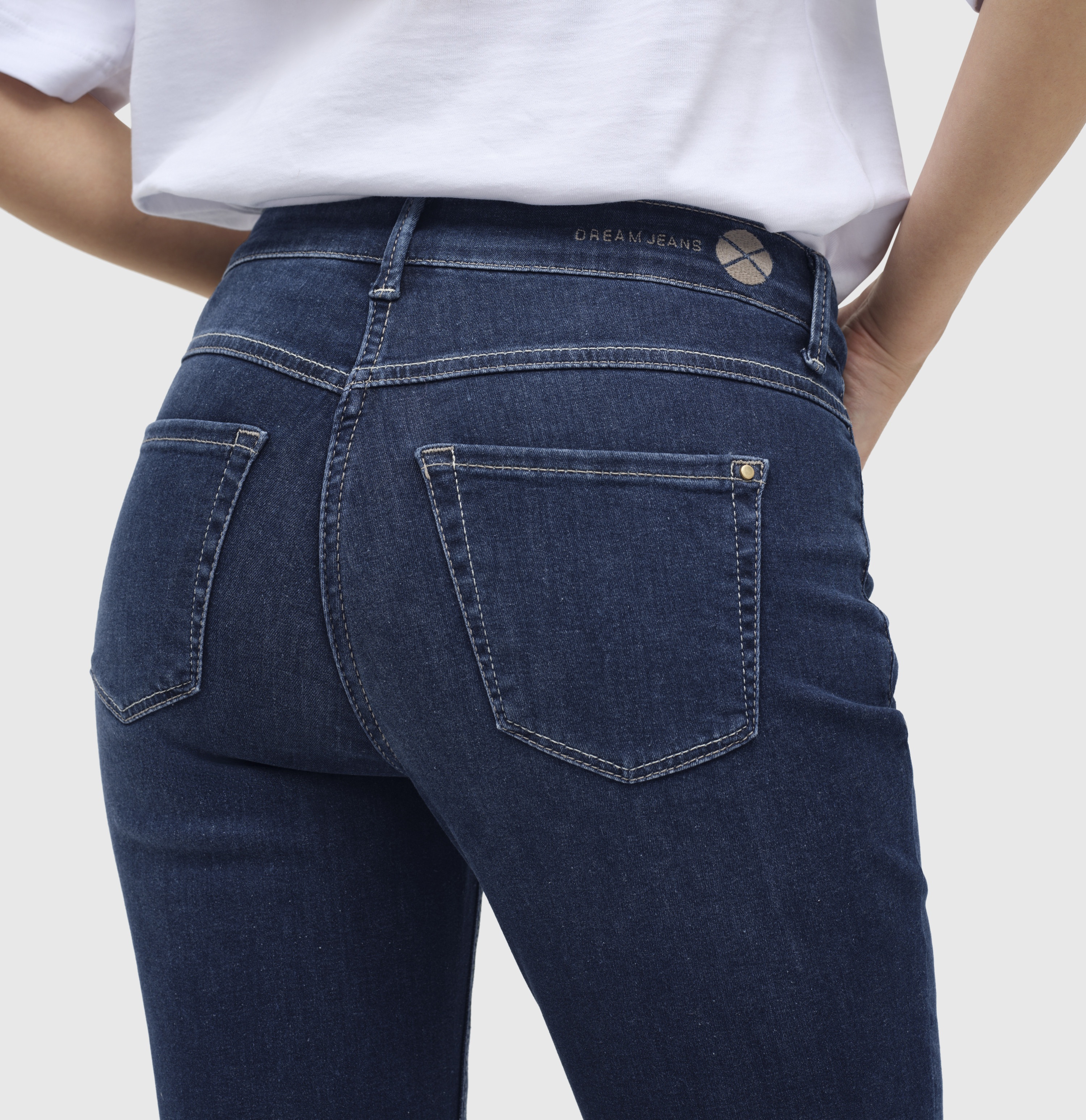 MAC JEANS - DREAM CHIC, Dream denim