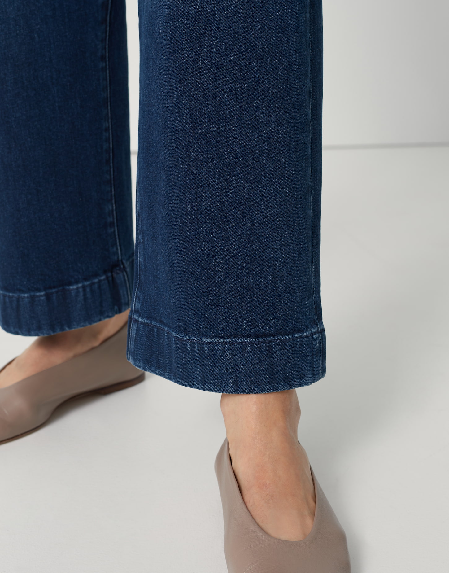 Chenila dark blue