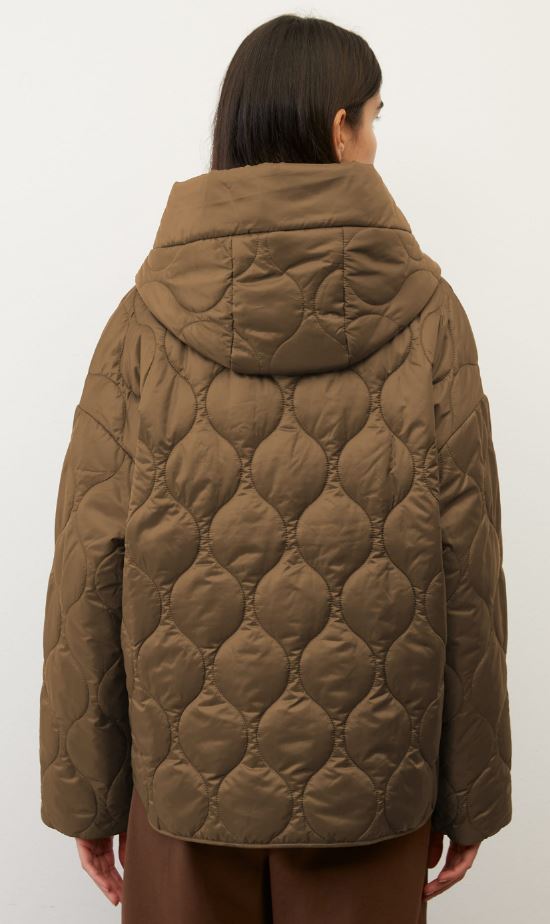 Jacke im Capestil