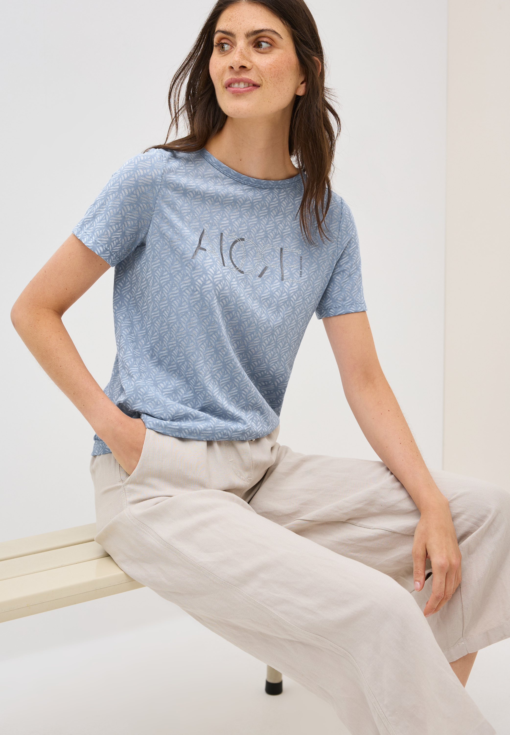 Ausbrenner-Shirt mit Wording