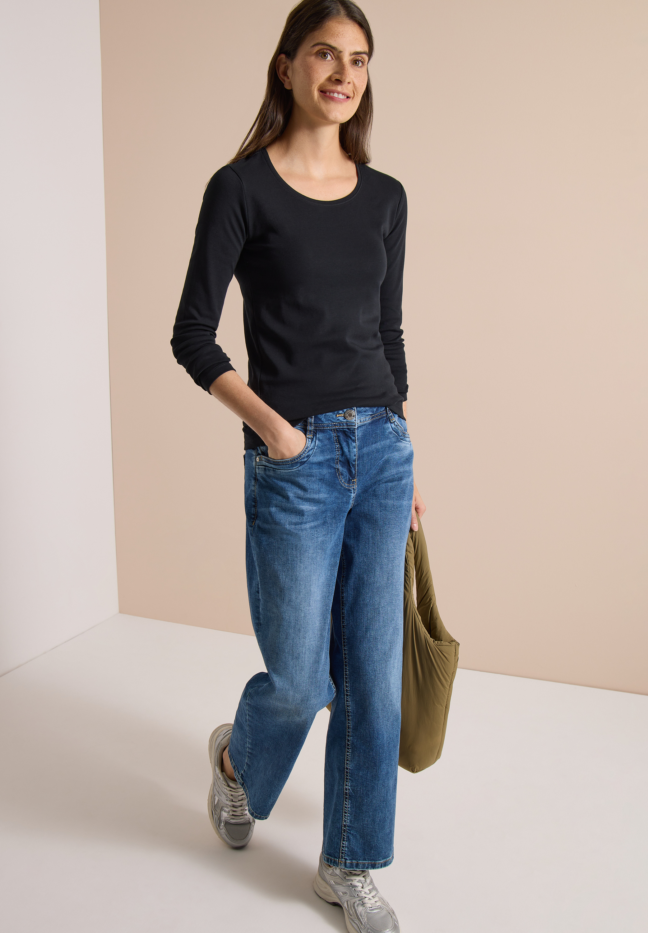 Basic Langarm Shirt mit Rundhals