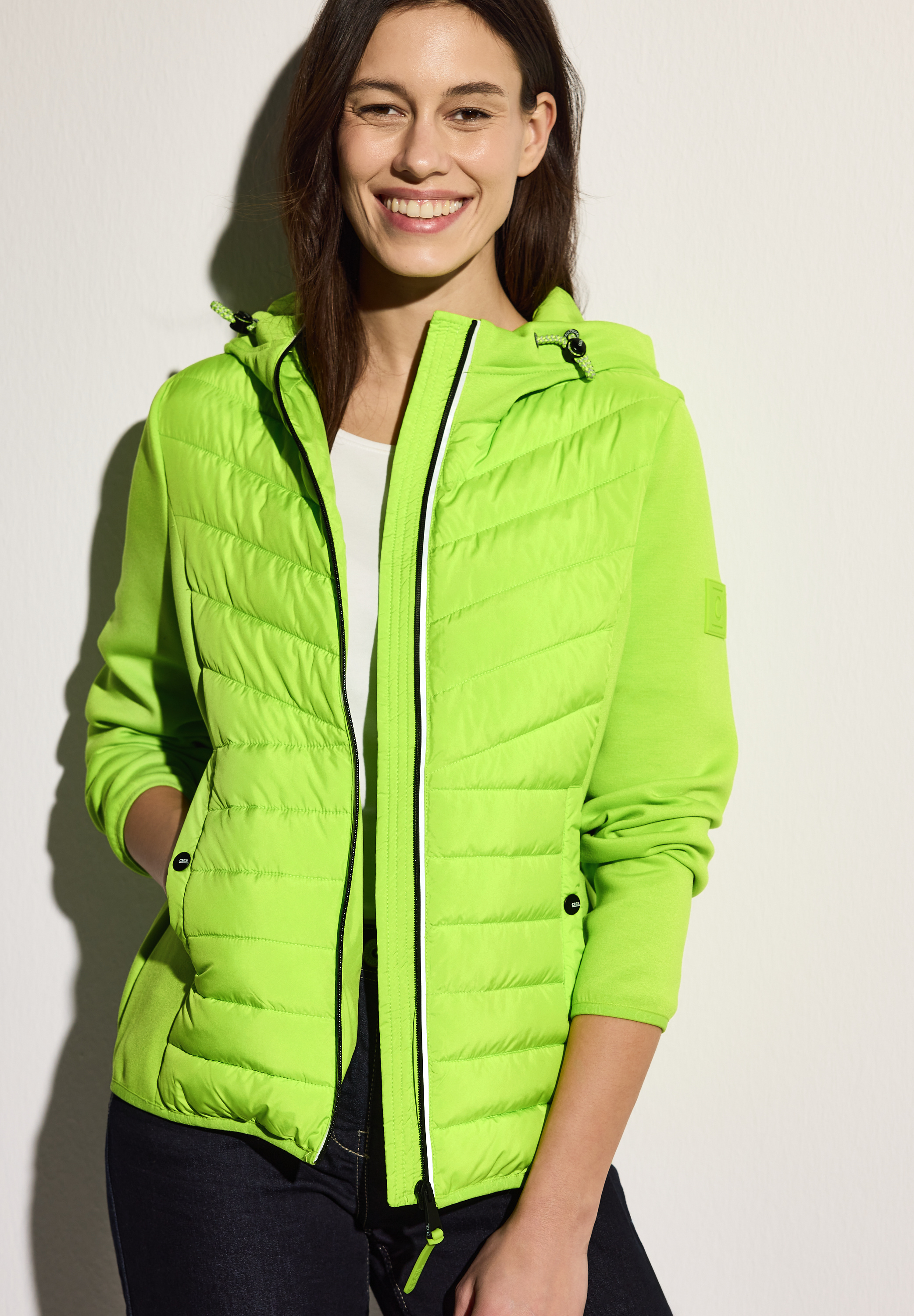 Scuba Jacke mit Kapuze