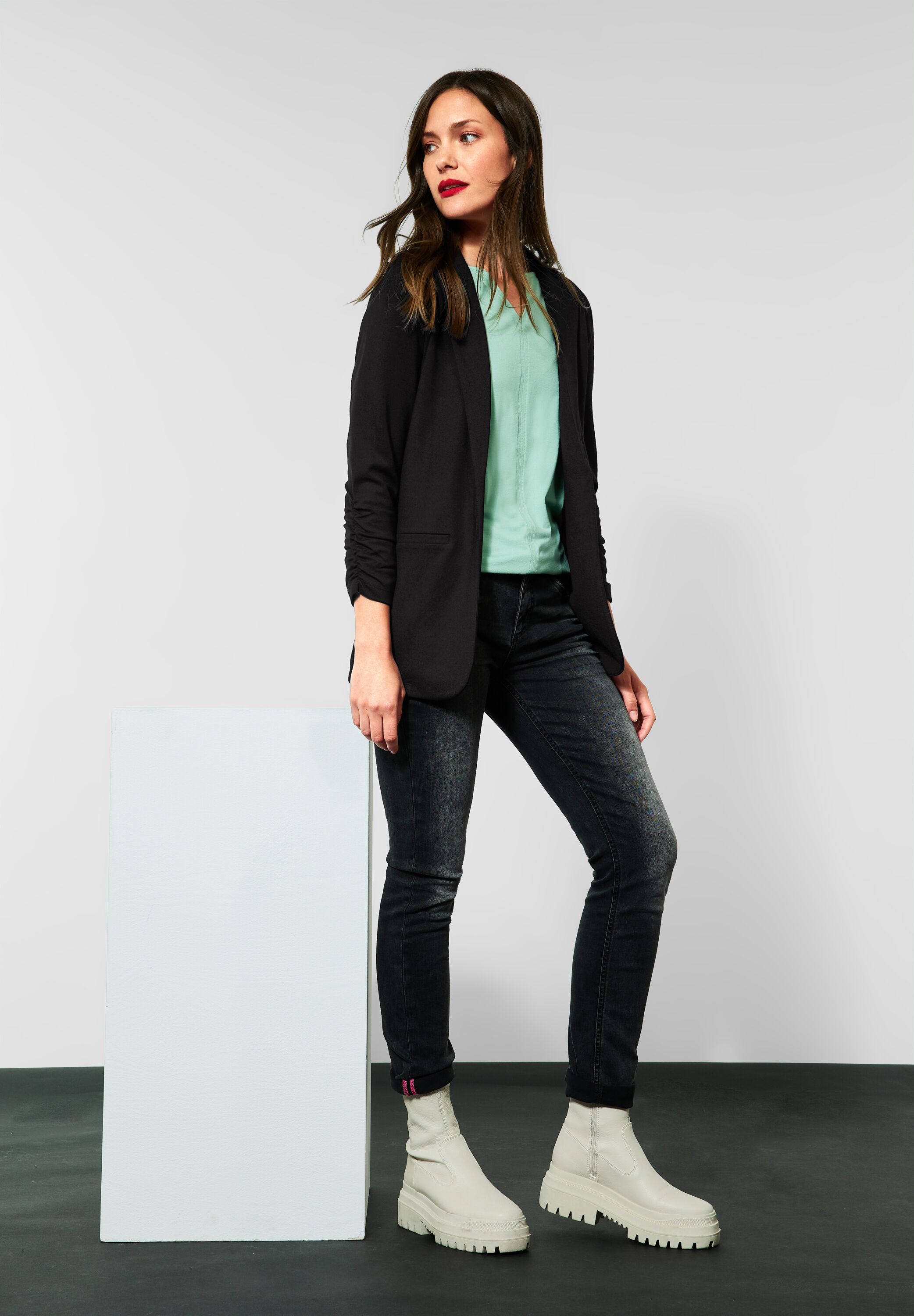 Basic Blazer in Unifarbe