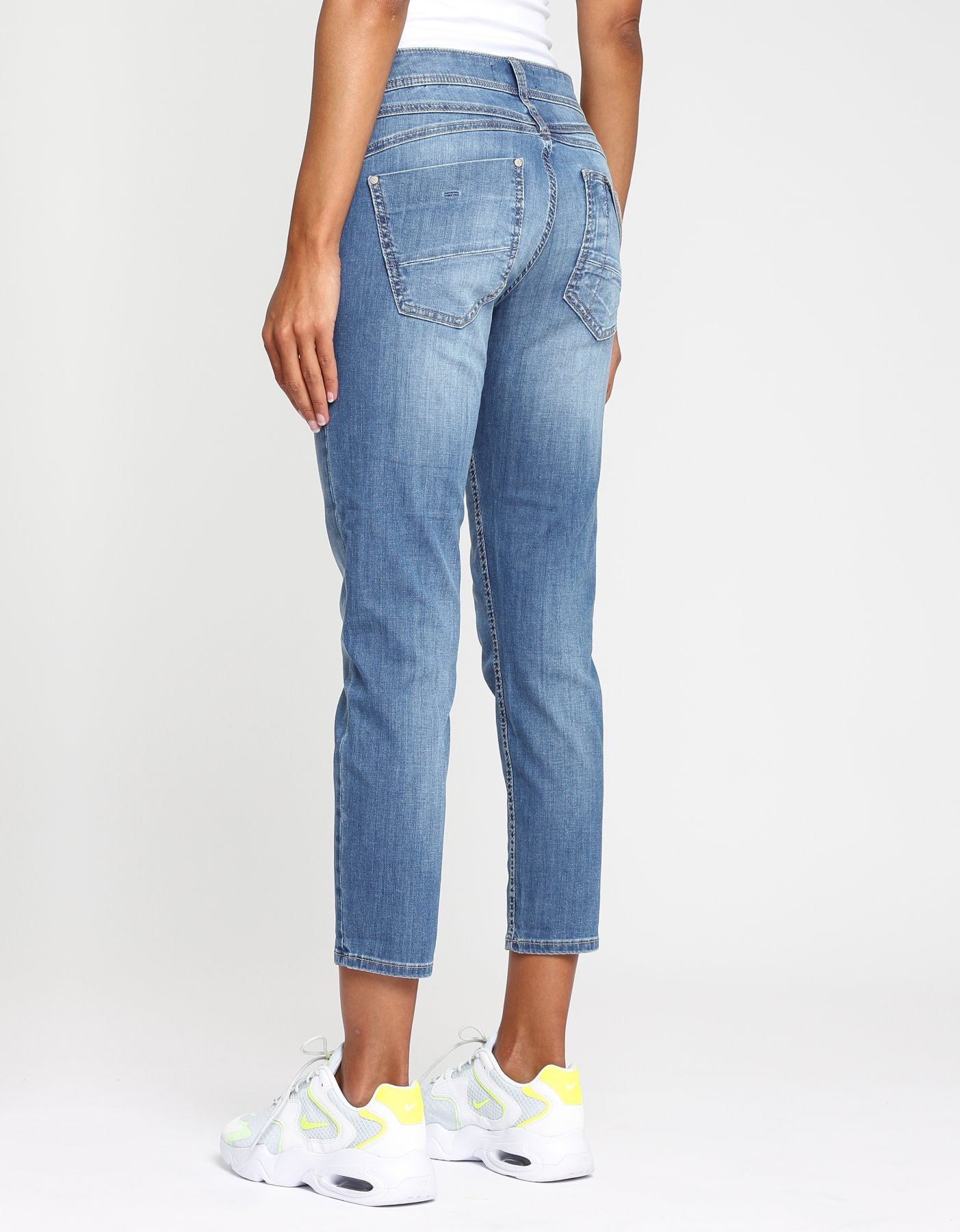 AMELIE CROPPED