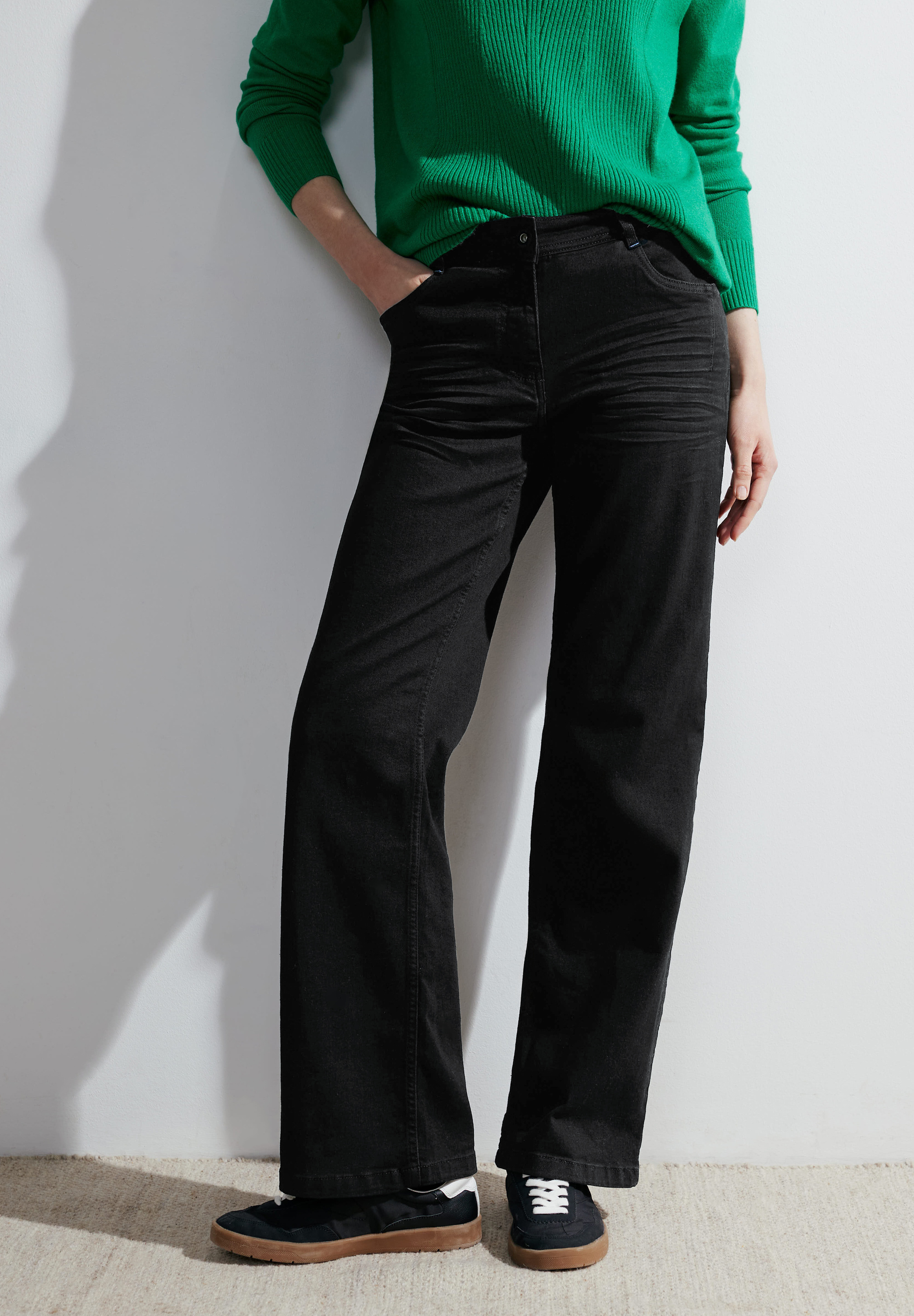 Loose Fit Jeans
