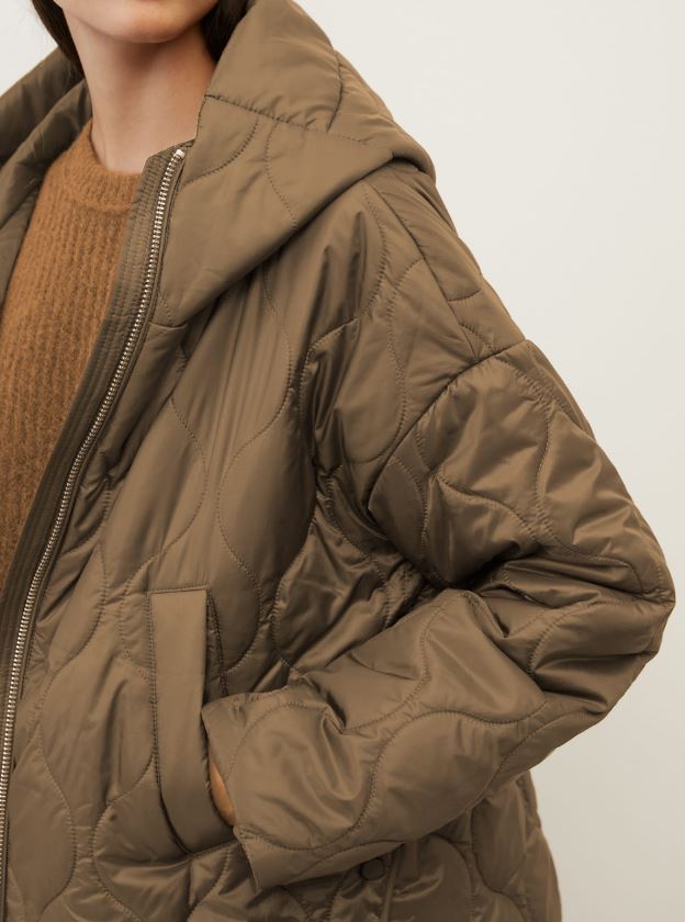 Jacke im Capestil