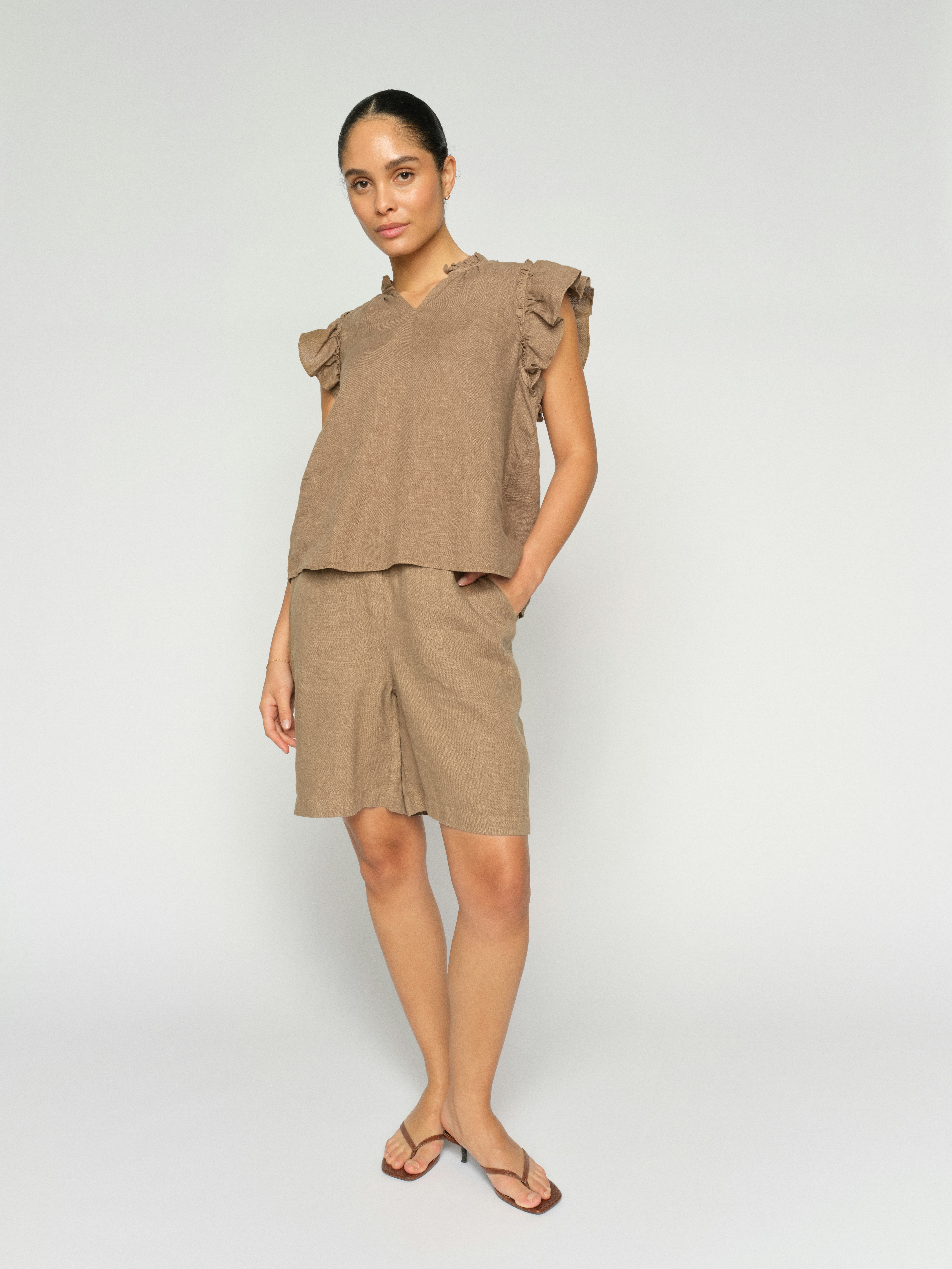 MMEmmie linen Bermuda Shorts